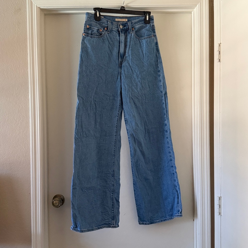 Levi’s Ribcage Wide Leg Jean in Not The Same - Picture 3 of 5